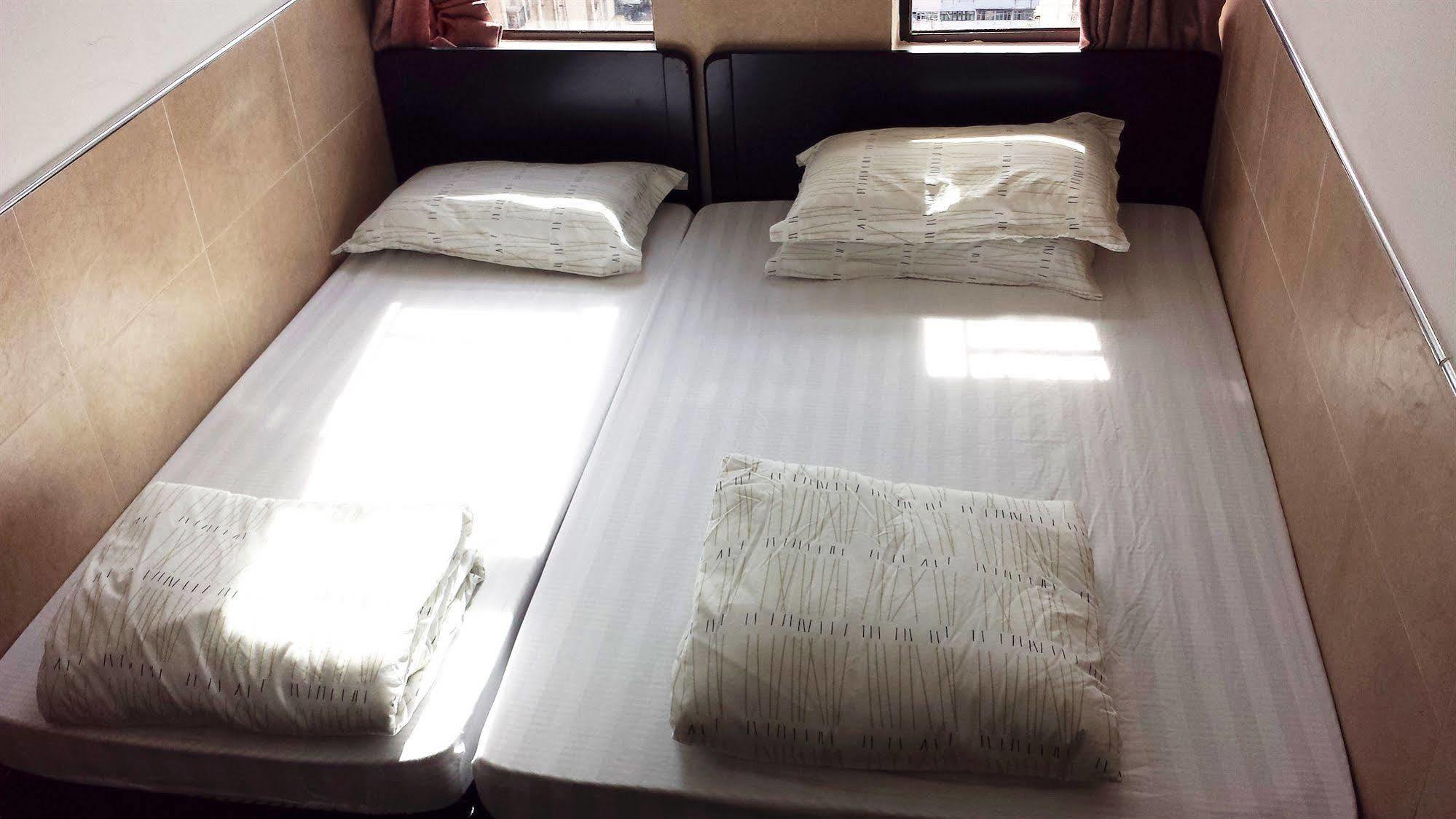 Kowloon Mongkok 1812 Guest House Hong Kong Esterno foto