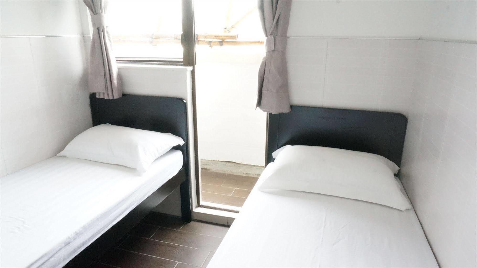 Kowloon Mongkok 1812 Guest House Hong Kong Esterno foto