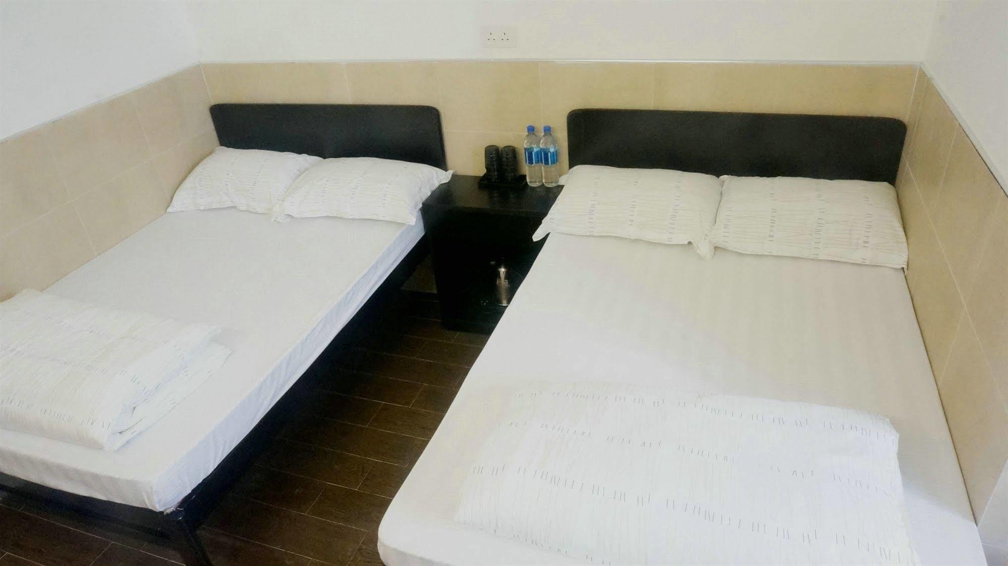 Kowloon Mongkok 1812 Guest House Hong Kong Esterno foto
